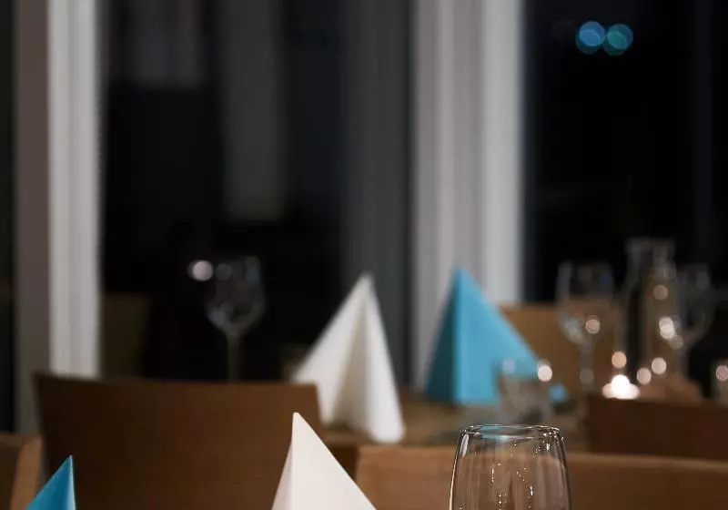 هتل Fosshótel Vatnajökull