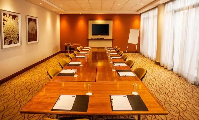 호텔 Garden Court Hatfield