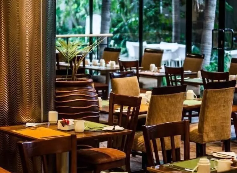 호텔 Garden Court Hatfield