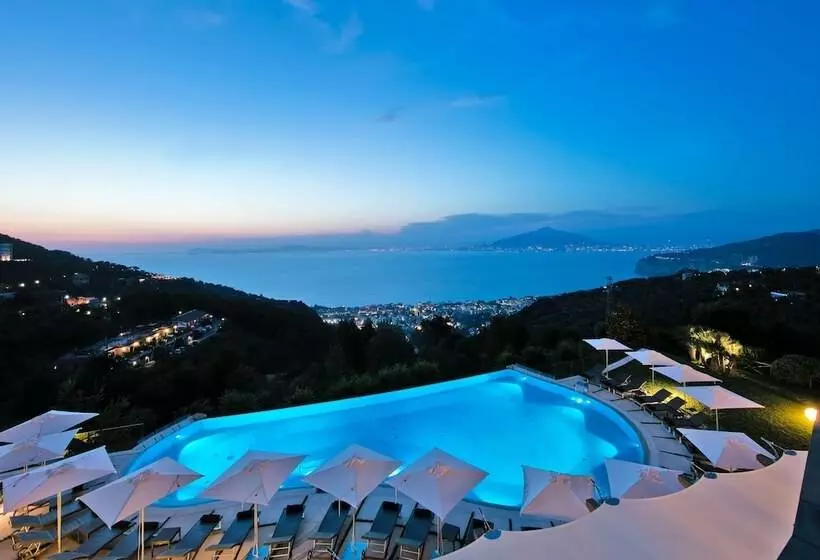 Grand Hotel Due Golfi