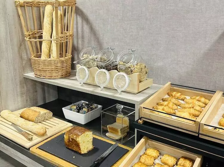 Hotell Kyriad Direct Tours Sud  Chambray Les Tours