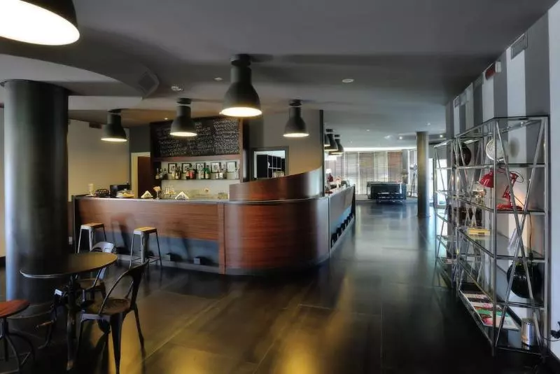 هتل La Meridiana Bleisure