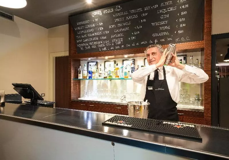 هتل La Meridiana Bleisure