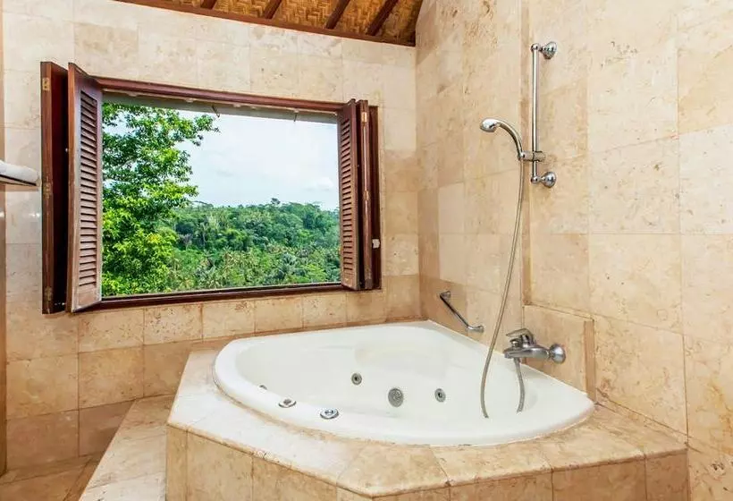 בית מלון כפרי Puri Bunga Resort & Spa