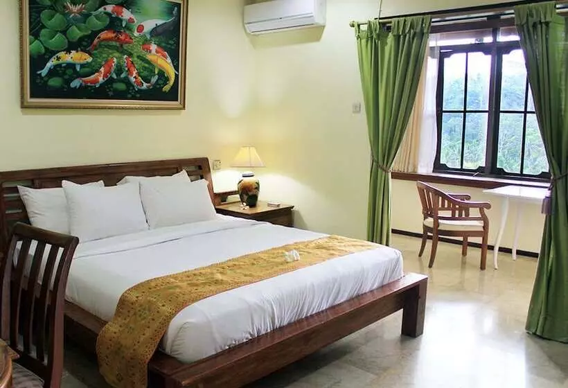 בית מלון כפרי Puri Bunga Resort & Spa