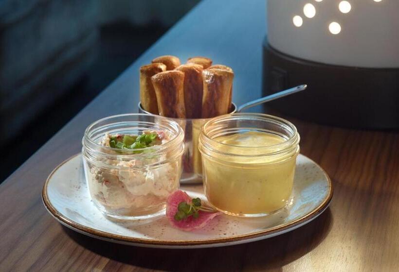 هتل The Westin Charlotte