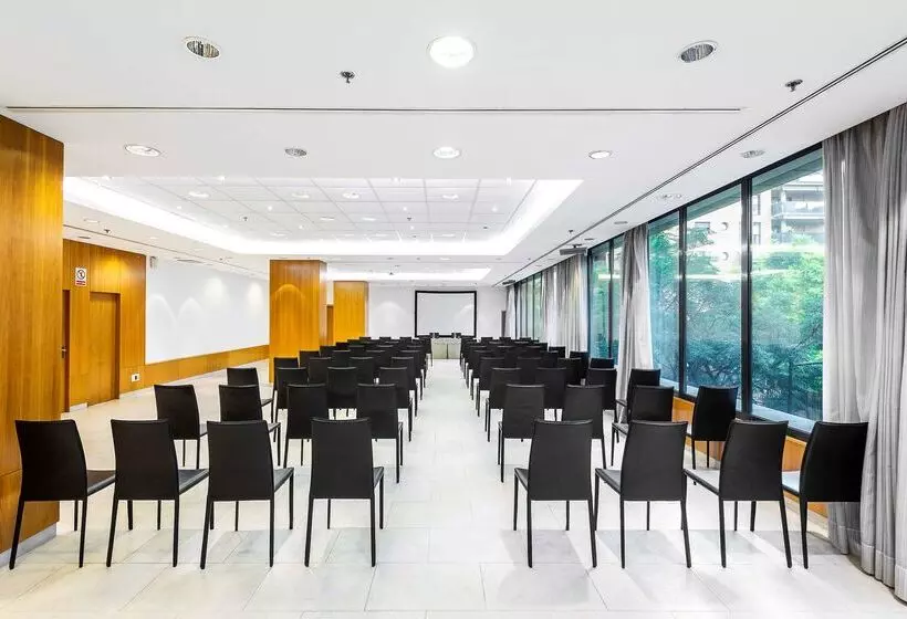 فندق Valencia Oceanic Affiliated By Meliá