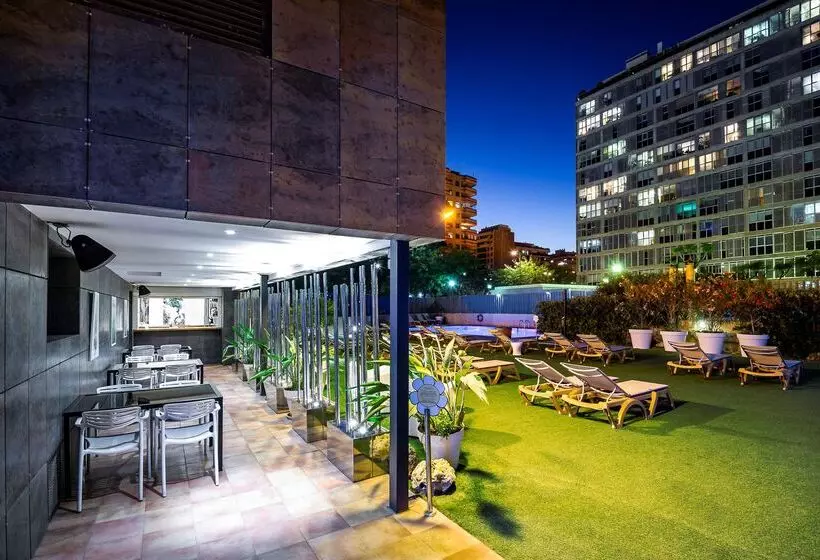 فندق Valencia Oceanic Affiliated By Meliá