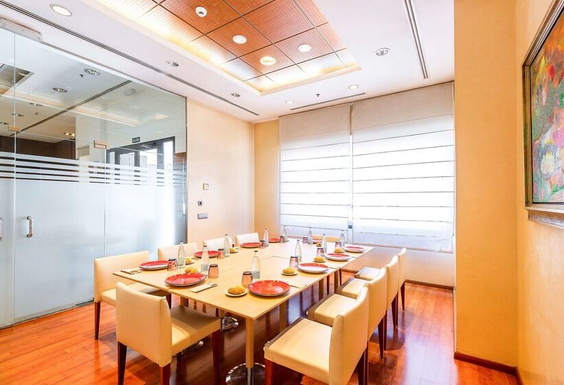 فندق Valencia Oceanic Affiliated By Meliá