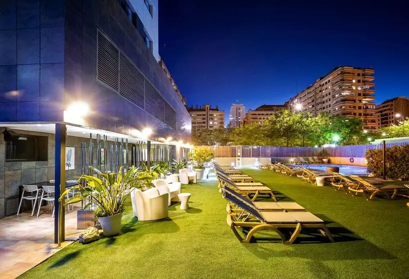 فندق Valencia Oceanic Affiliated By Meliá