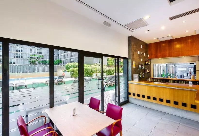 فندق Valencia Oceanic Affiliated By Meliá