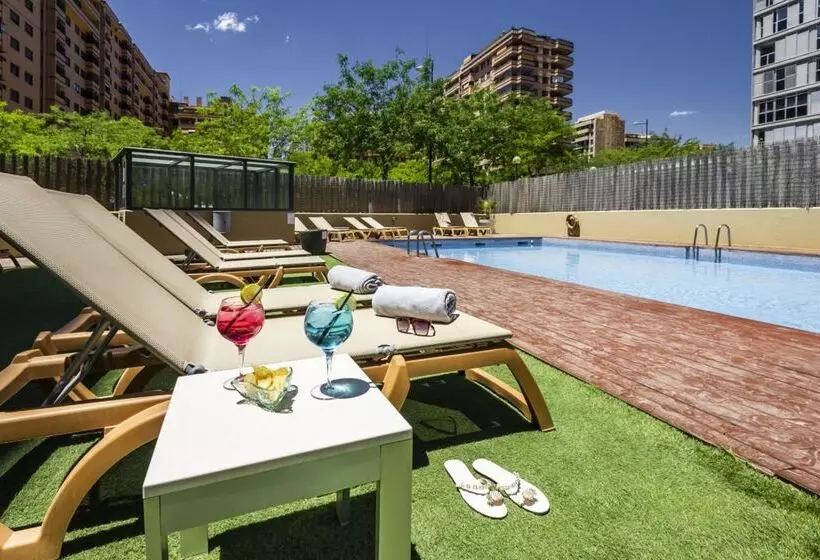 فندق Valencia Oceanic Affiliated By Meliá