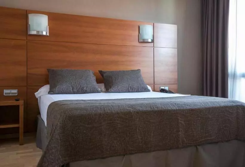 ホテル Via Augusta