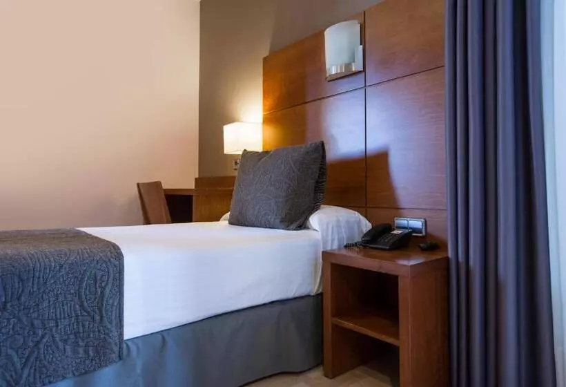 ホテル Via Augusta