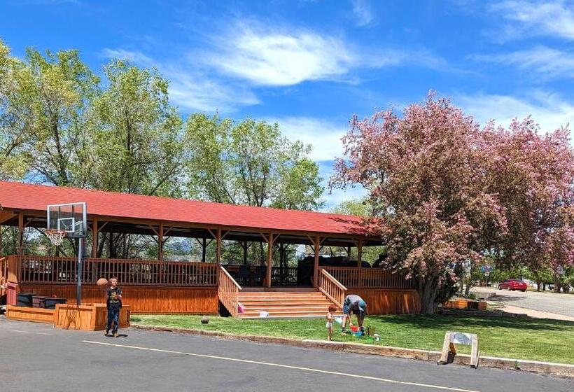 모텔 Marianna Inn Panguitch