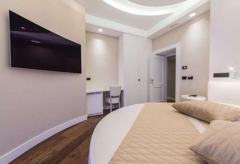 پانسیون Lux Suites In Roma