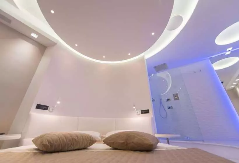 پانسیون Lux Suites In Roma