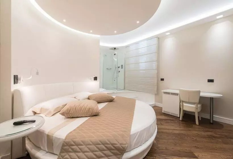 پانسیون Lux Suites In Roma