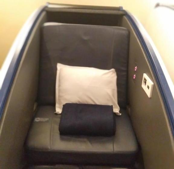 הוסטל Aviserv Lounge