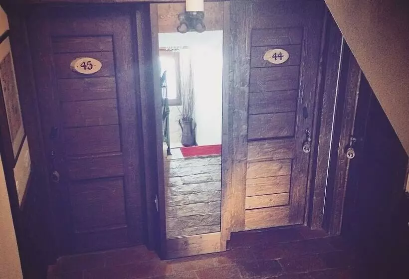 تختخواب و صبحانه Villa Fiorita
