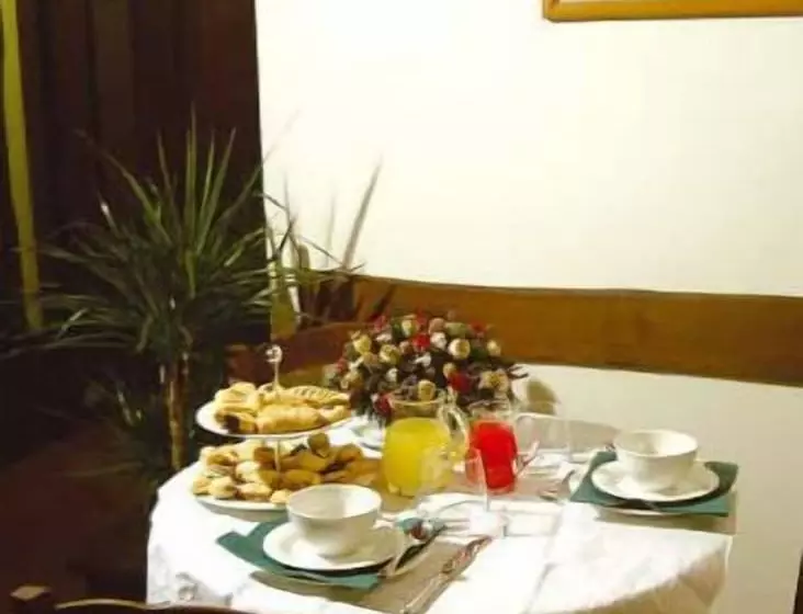 تختخواب و صبحانه Villa Fiorita