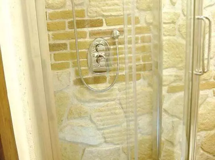تختخواب و صبحانه Villa Fiorita