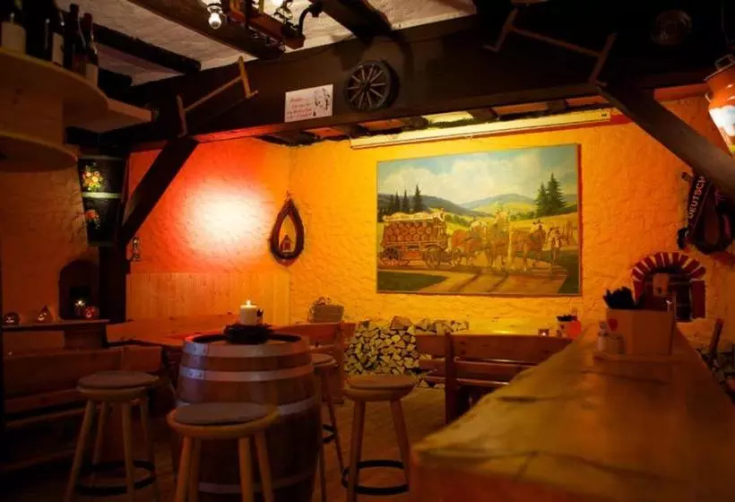 ホテル Gasthof Zur Sonne