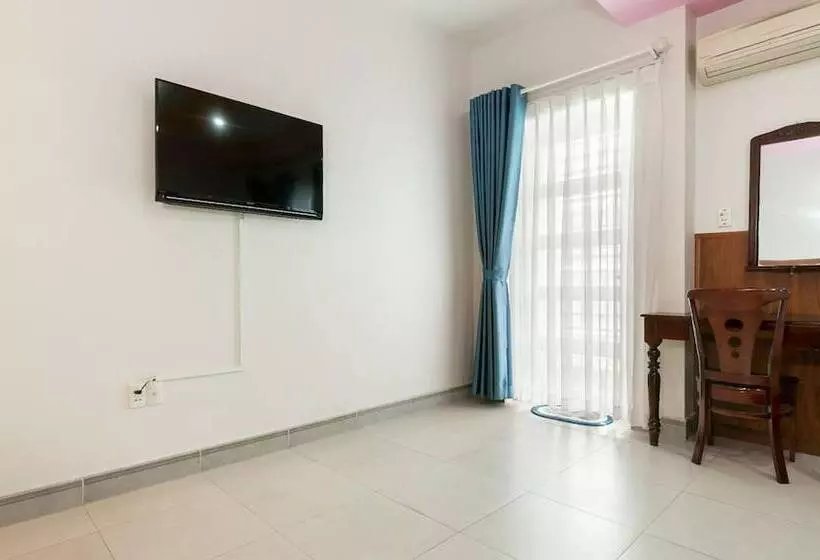 هتل Happy Home