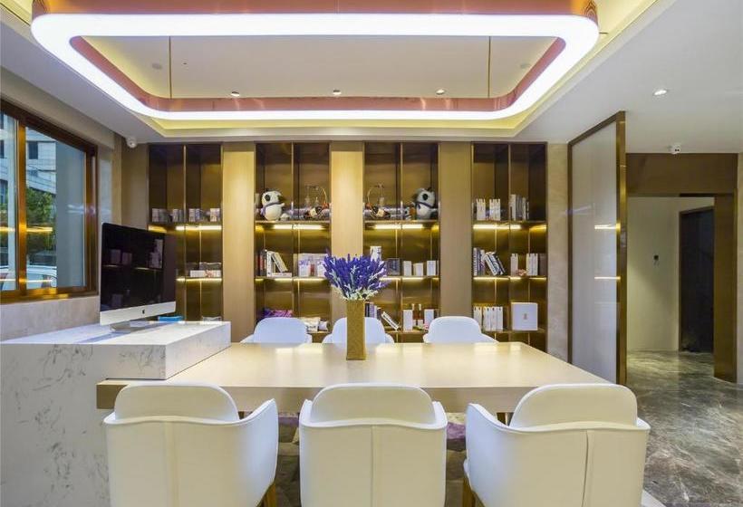 Отель Lavande S· Beijing Guomao
