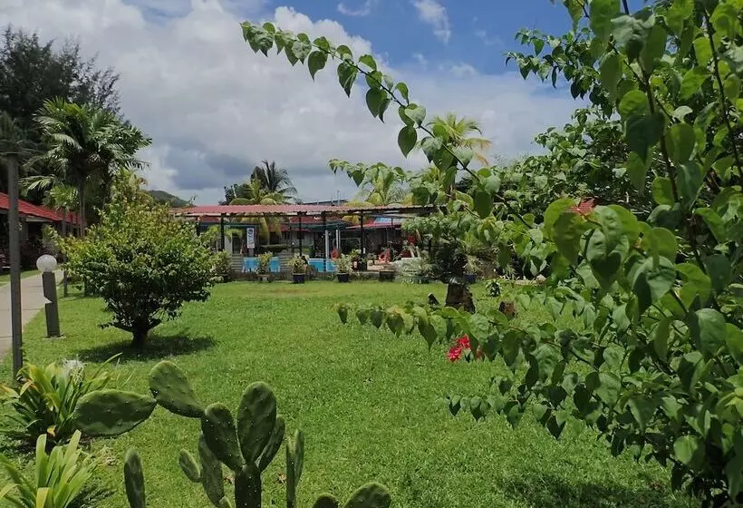 هتل Lemonia Holiday Resort