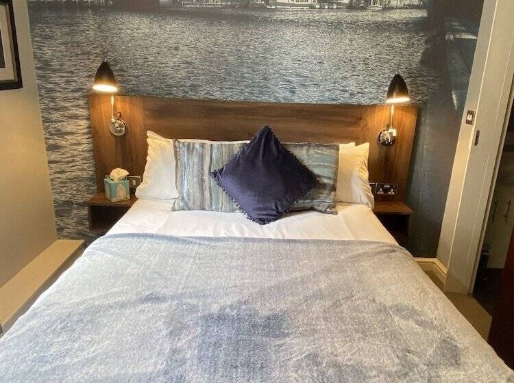 בית מלון כפרי The Bootham Tavern York