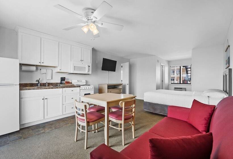 Мотель The Beach House