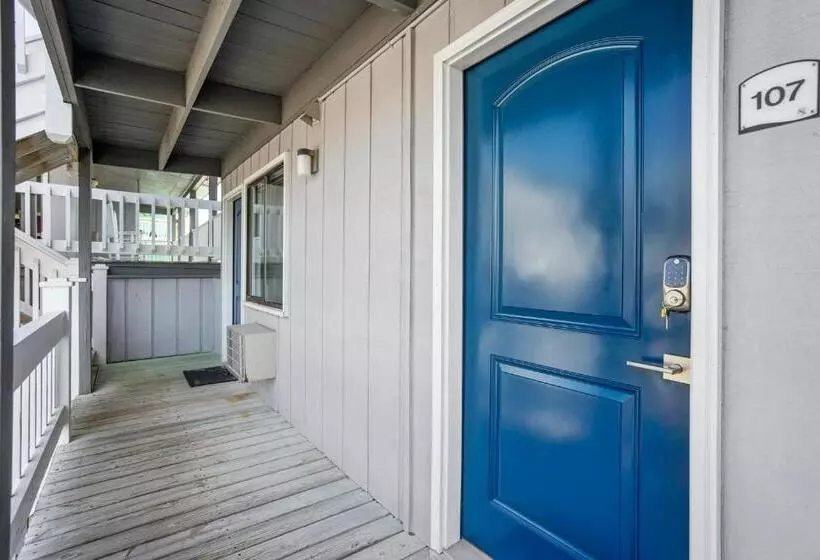 モーテル The Beach House