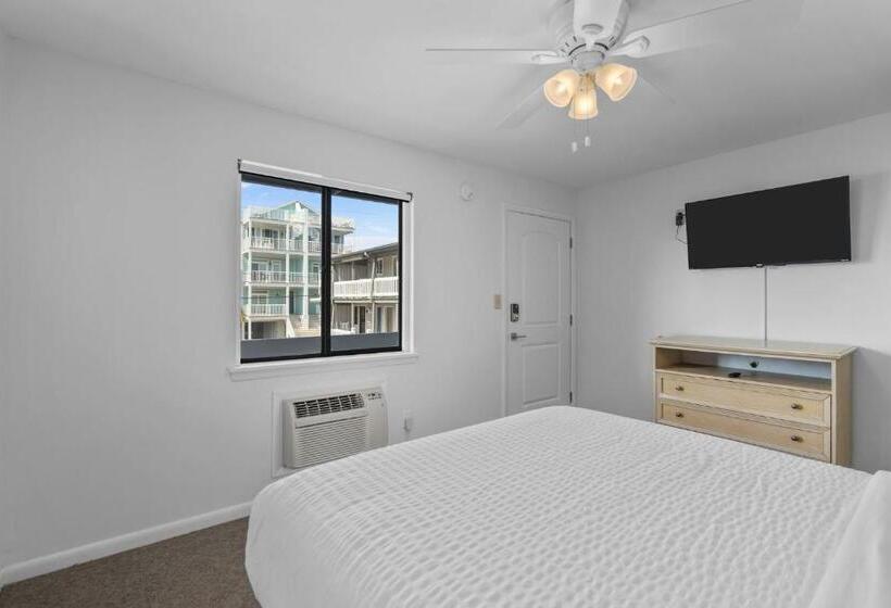 Мотель The Beach House