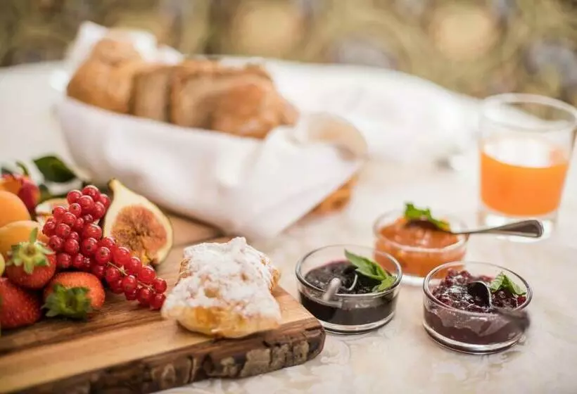 ペンション Ciamp