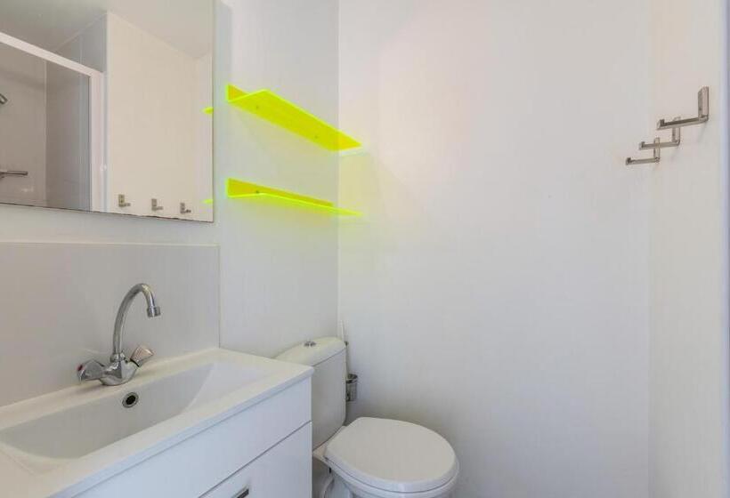 پانسیون Maison Victor Hugo