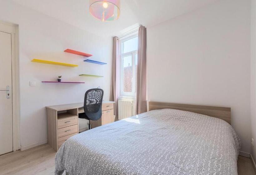 پانسیون Maison Victor Hugo