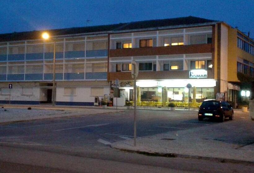 펜션 Residencial Do Mar