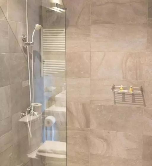 Ampoulos Rooms & Apartments