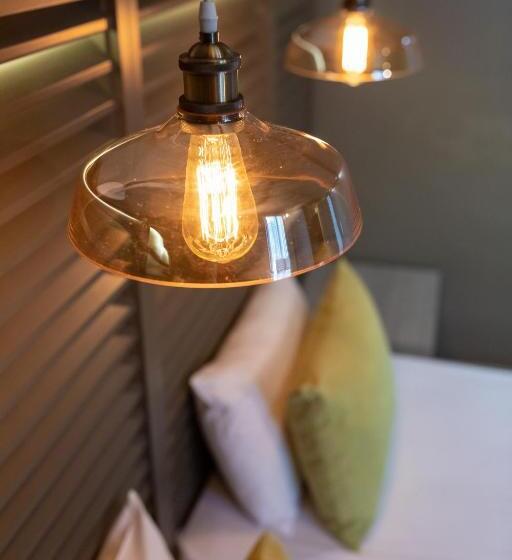 Ampoulos Rooms & Apartments