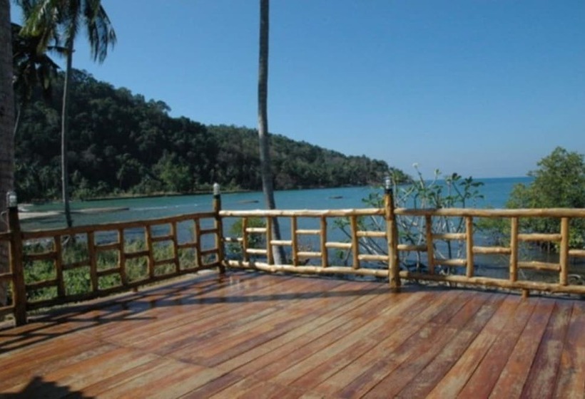 Green Cottage Beach Resort