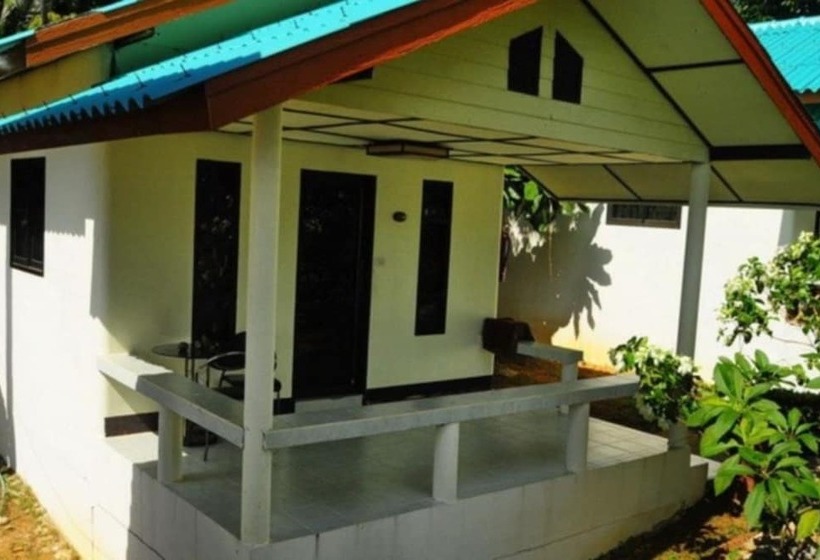 Green Cottage Beach Resort