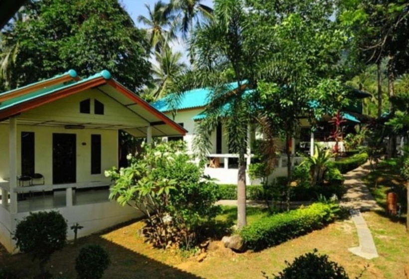 Green Cottage Beach Resort
