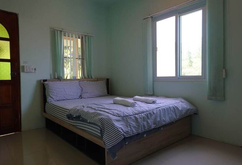 Green Cottage Beach Resort