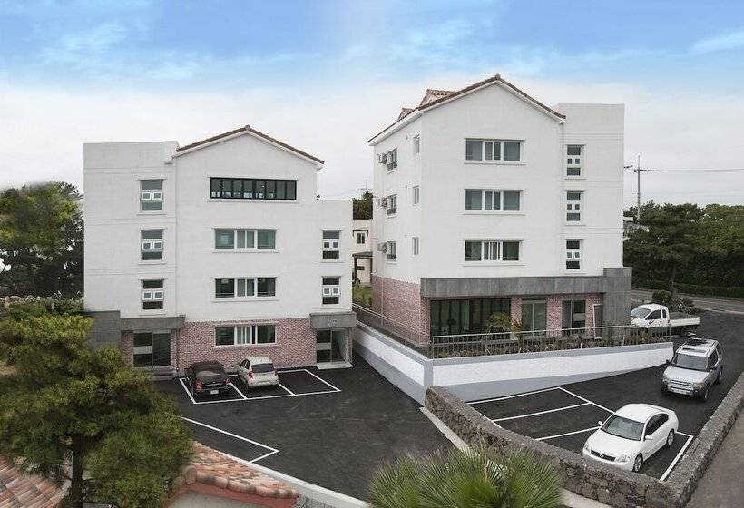 ホテル Jeju Aria Pension