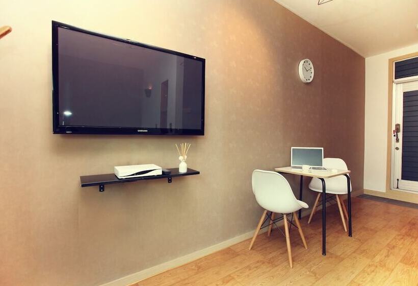 ホテル Planttrees House