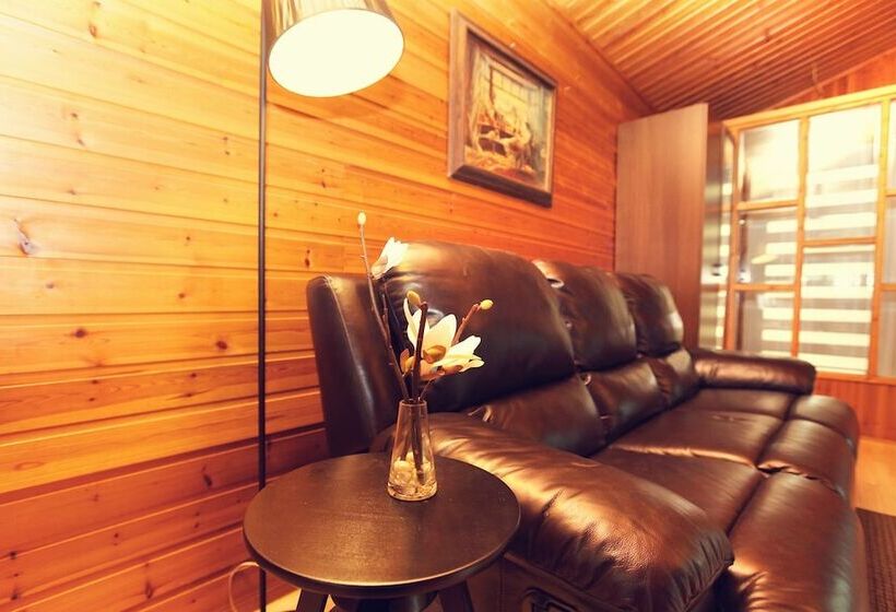 ホテル Planttrees House