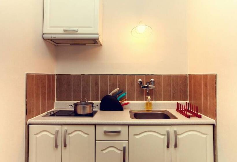 ホテル Planttrees House