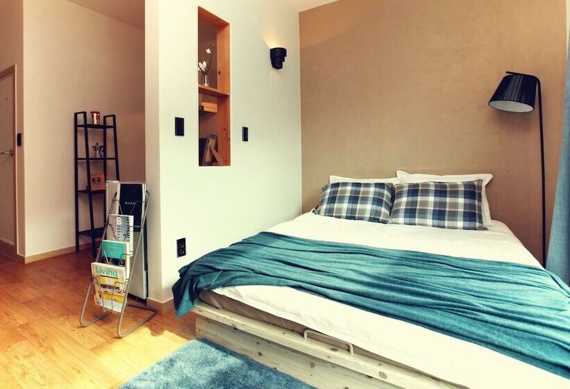 ホテル Planttrees House