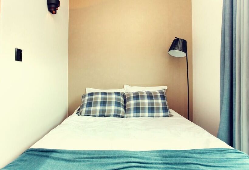 ホテル Planttrees House